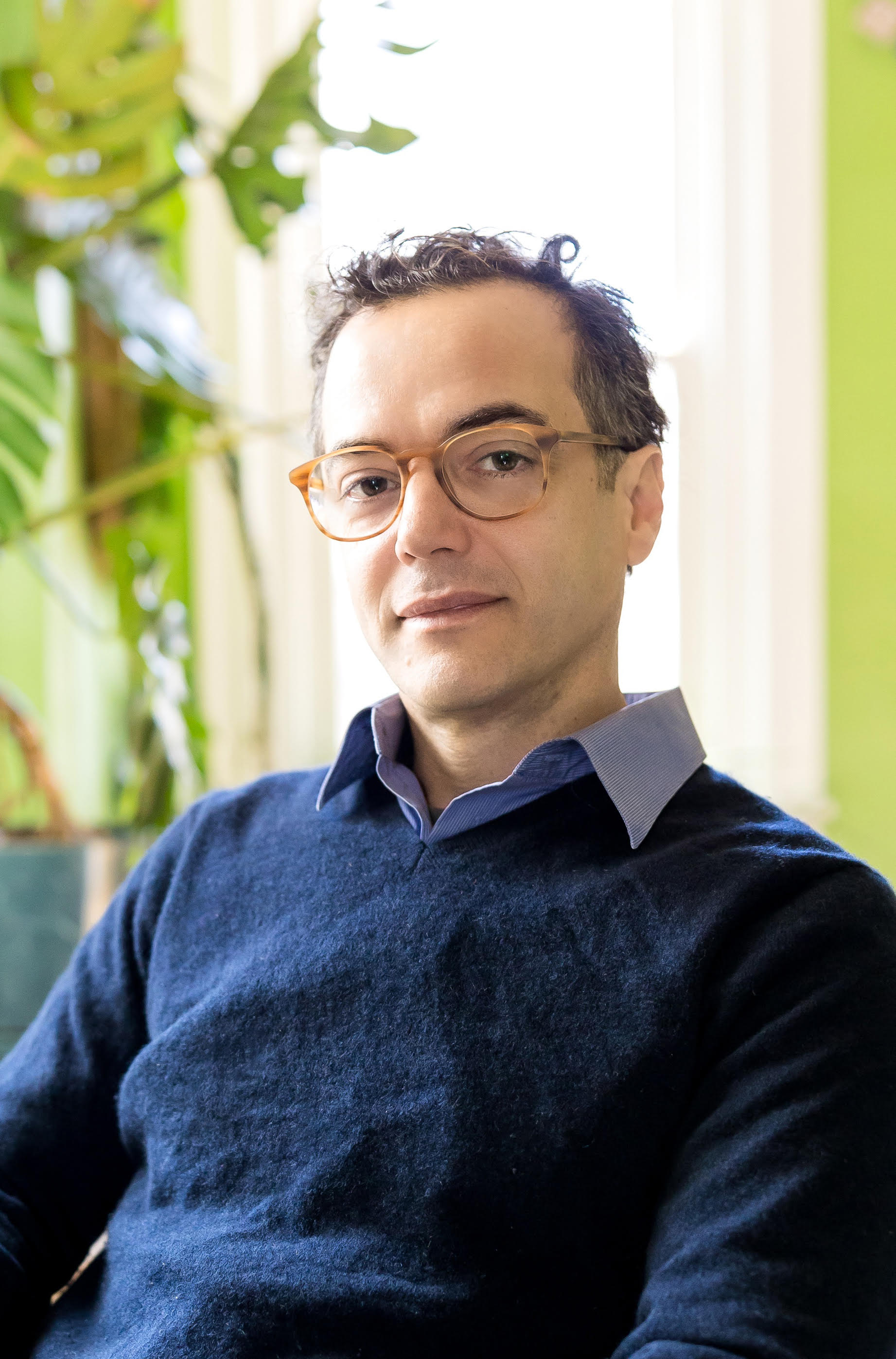Pedro Molteni, LPC — trauma therapist in Philadelphia PA